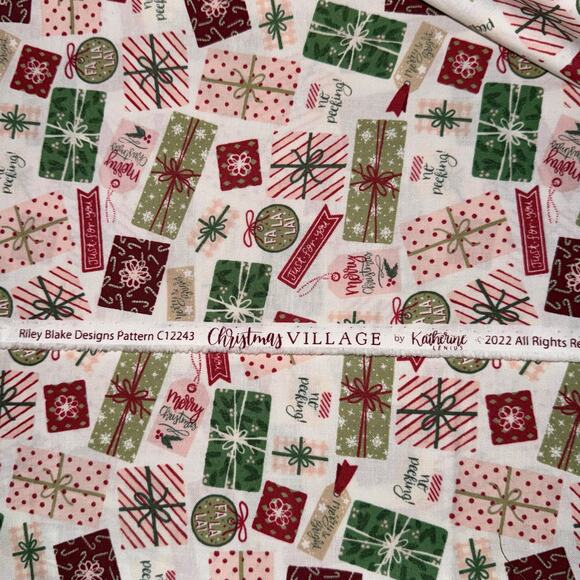 Presents, Gifts Tags & Bows - Christmas Village - Riley Blake Designs - 1 Yard - Picture 7 of 8
